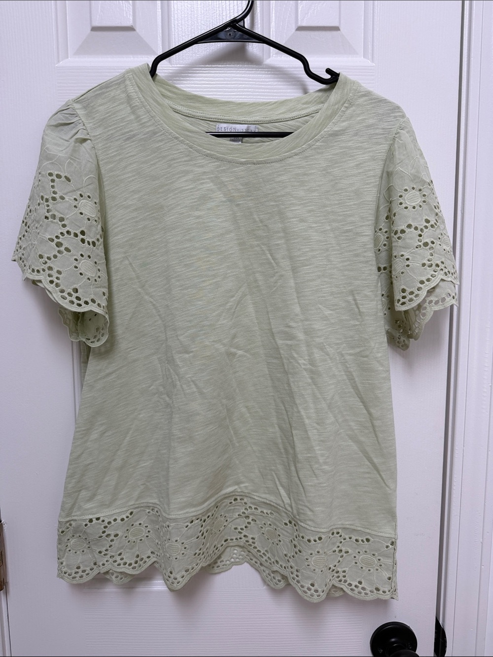 Design History Light Sage Eyelet Sleeve Cotton Tee